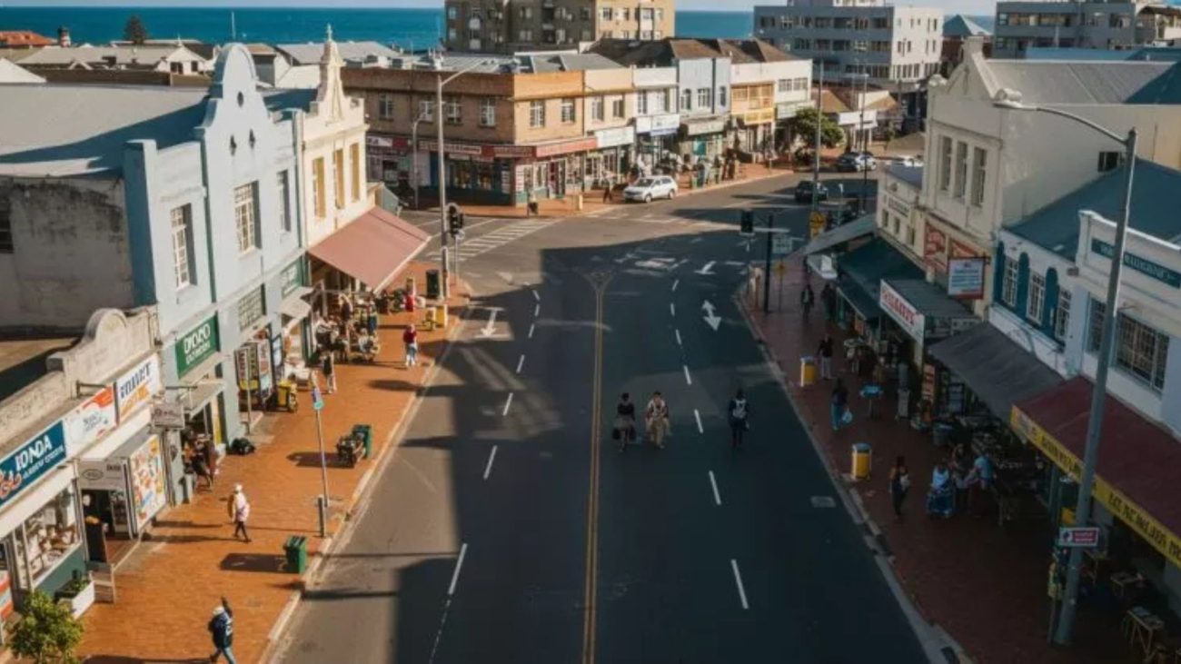port-elizabeth-1300x731.jpg
